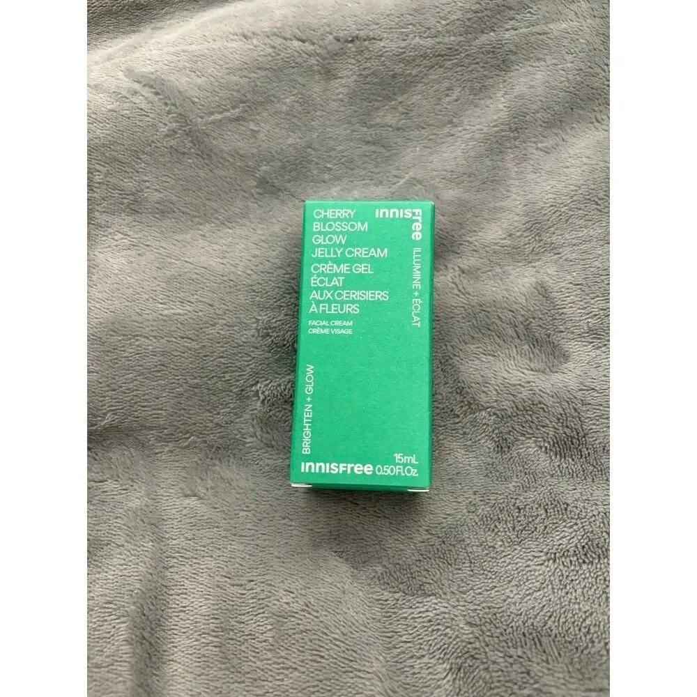Innisfree cherry glow cream